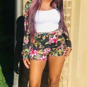 2 piece set (white shirt not included)